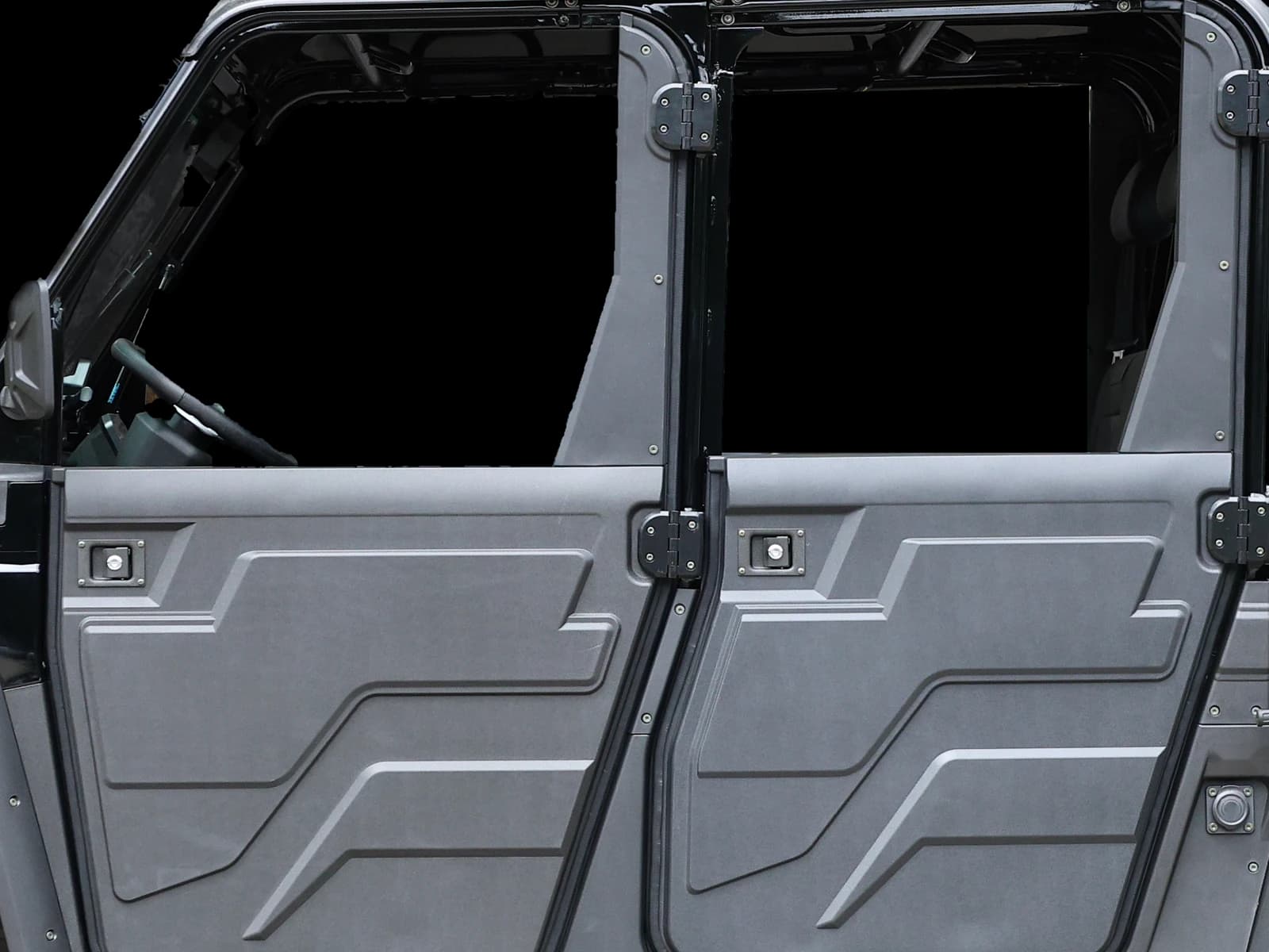 Hawke X4 4-seater 4WD electric UTV, detail of the four-door crew cab