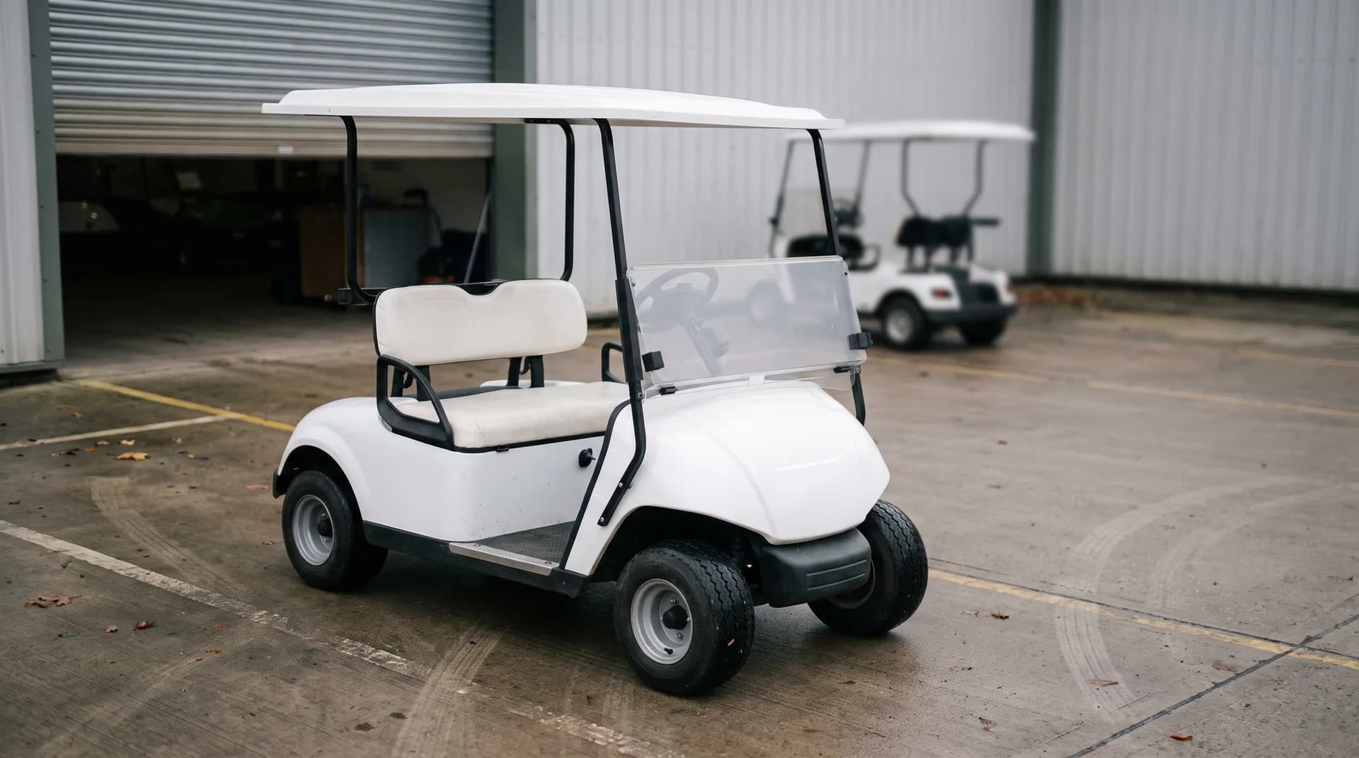 Golf buggy hire deposits and payment terms explained