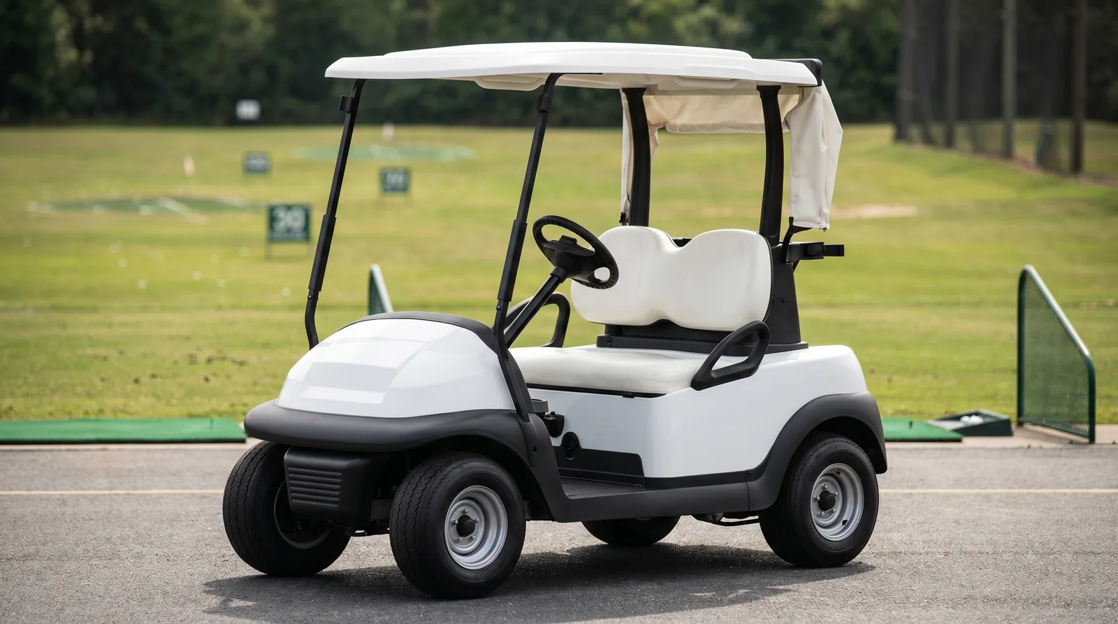 E-Z-GO Valor golf cart